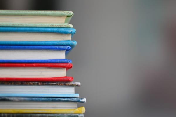 Gen Z và Thời Đại AI: Đối Mặt hay Đổi Mới Cách Xây Dựng Sự Nghiệp?